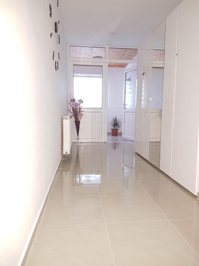 Apartmani Brigita Кореница Екстериор снимка