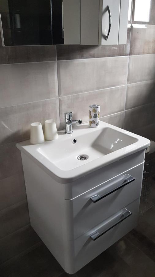 Apartmani Brigita Кореница Екстериор снимка